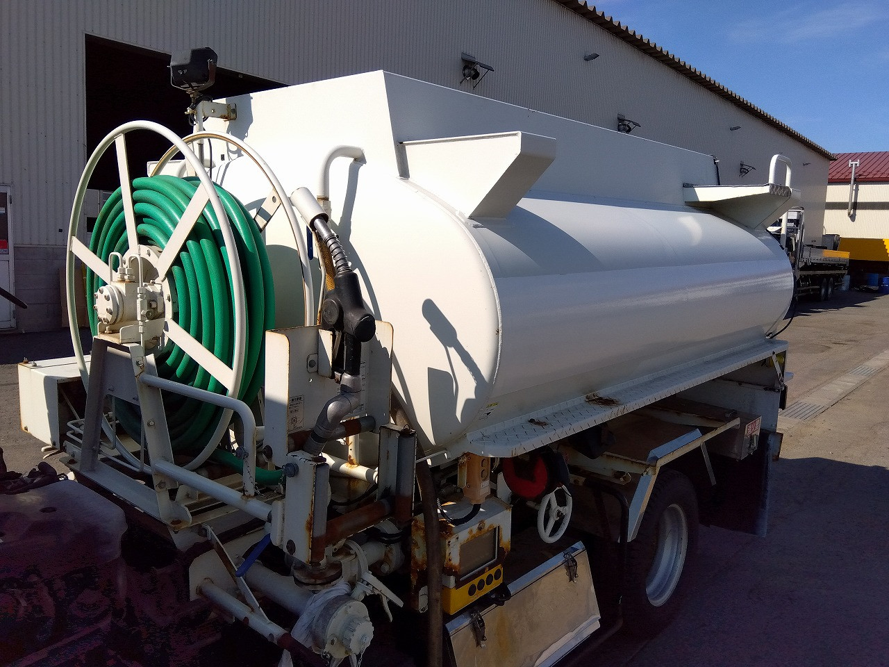 いすゞ エルフ TDG-NKS85AN(4WD)の写真11