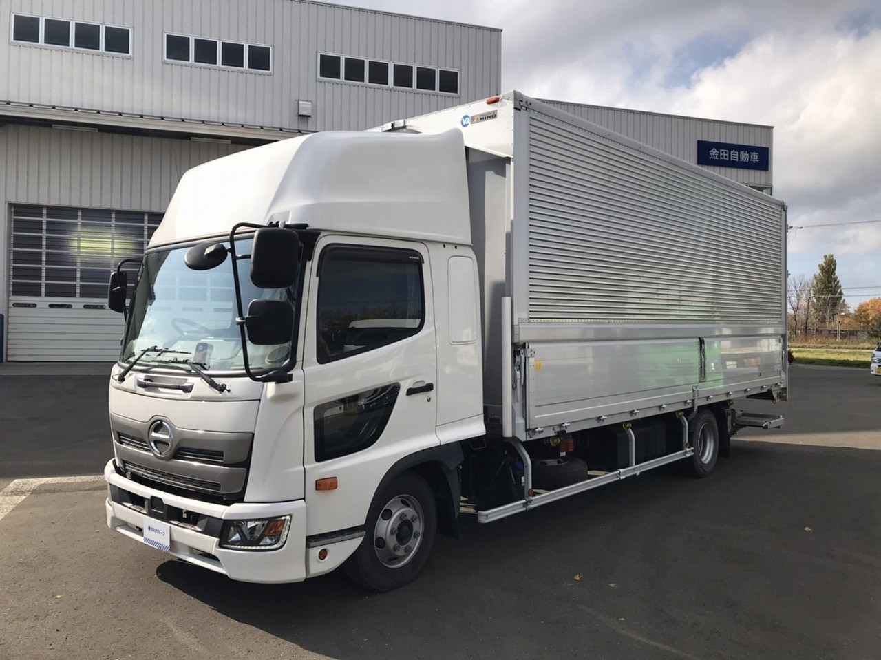 日野 レンジャー 2PG-FD2ABG(2WD)の写真1