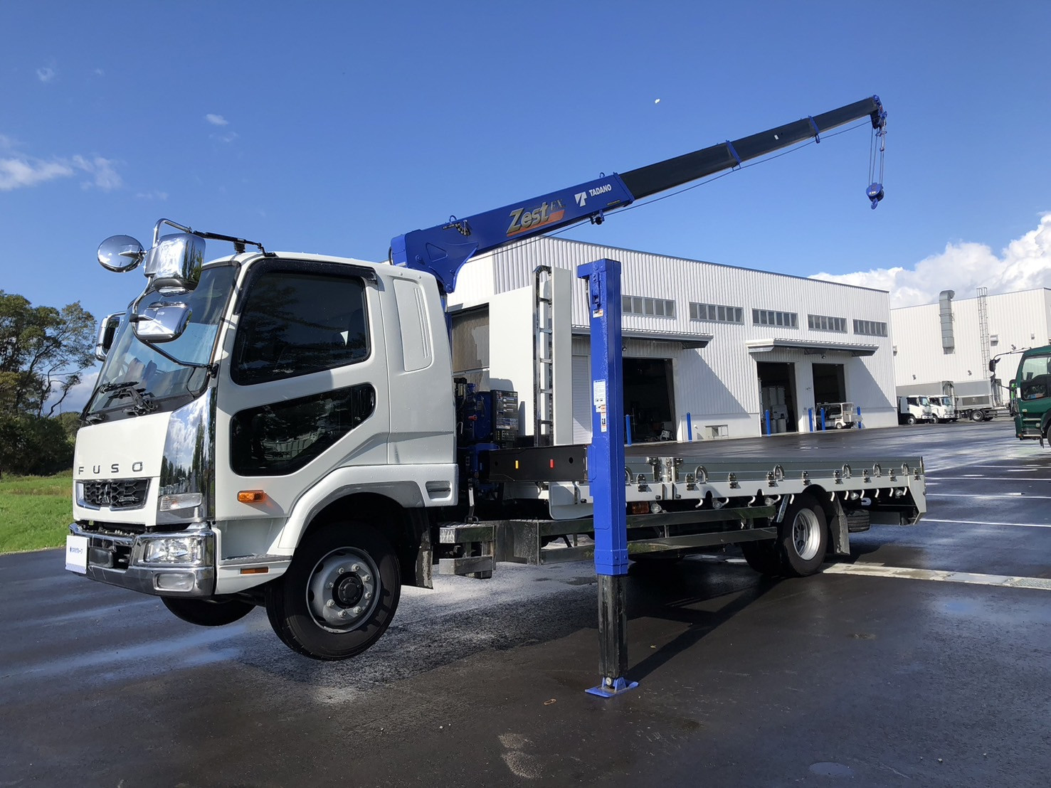 三菱 ファイター 2KG-FK62FZ(2WD)の写真8