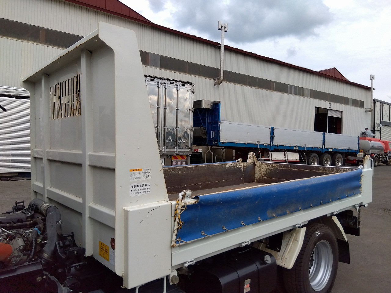 いすゞ エルフ 2PG-NKS88AN(4WD)の写真13