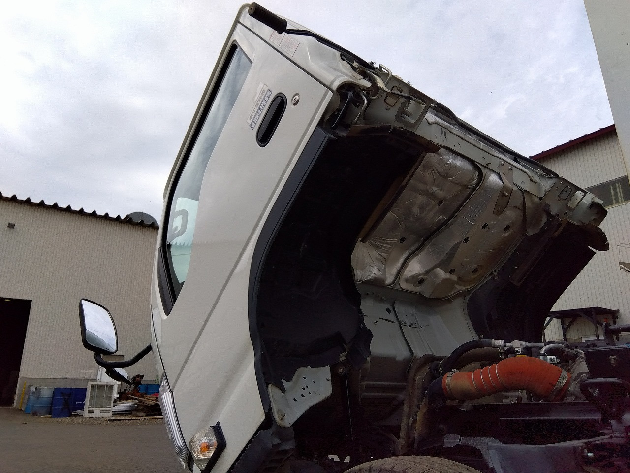 いすゞ エルフ 2PG-NKS88AN(4WD)の写真19