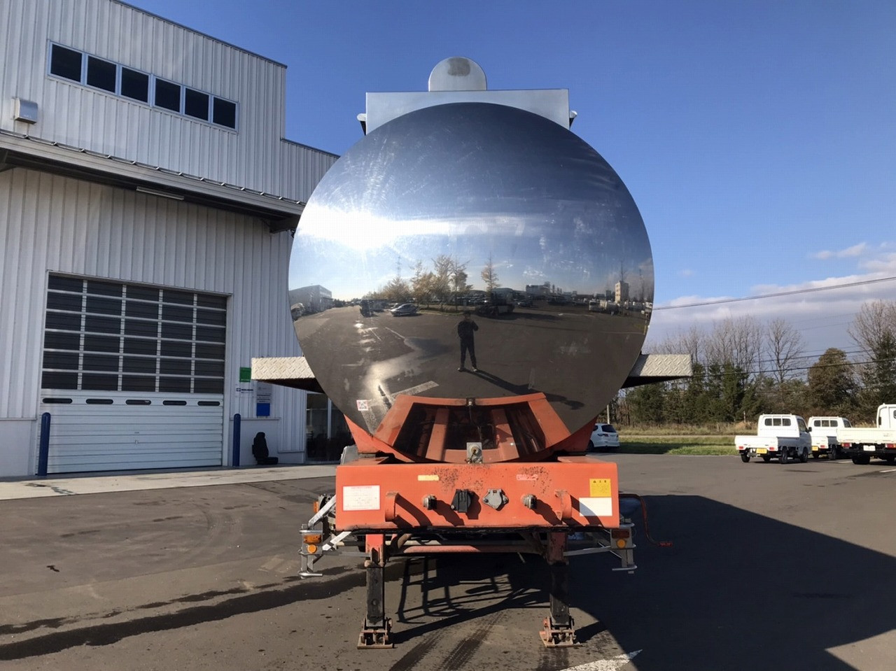 日本トレクス タンクトレーラー PET229ABの写真3