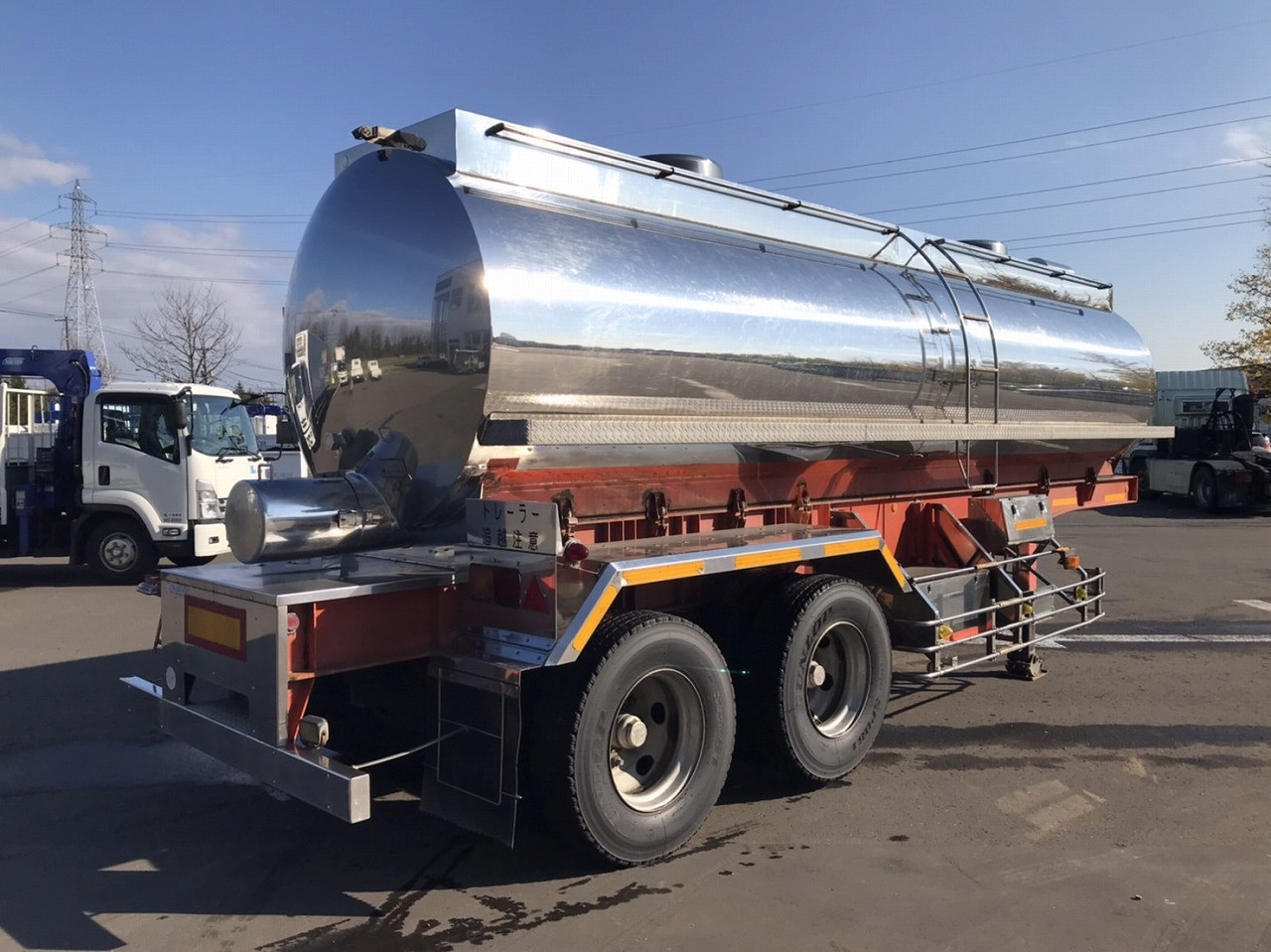 日本トレクス タンクトレーラー PET229ABの写真6