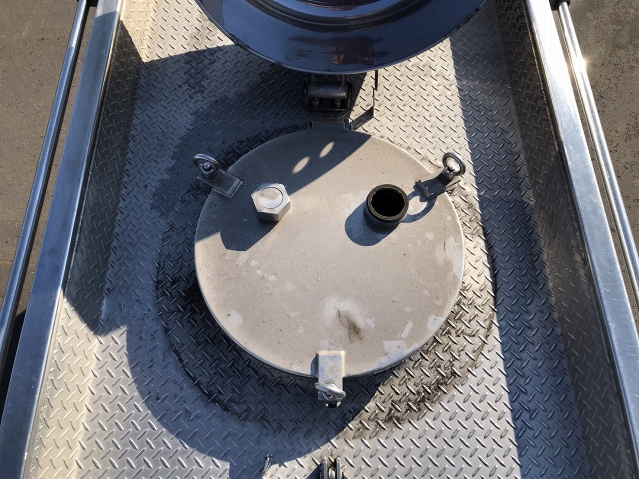 日本トレクス タンクトレーラー PET229ABの写真8