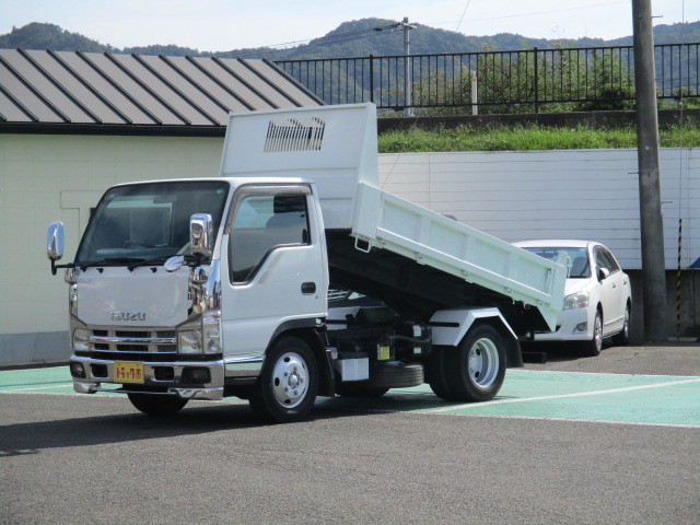 いすゞ エルフ BDG-NKR85AN(2WD)の写真2