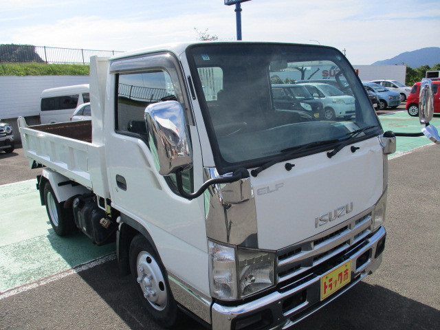 いすゞ エルフ BDG-NKR85AN(2WD)の写真12
