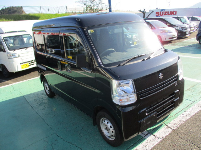 スズキ エブリイ HBD-DA17V(4WD)の写真4