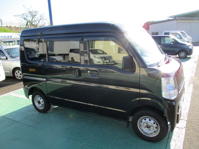 スズキ エブリイ HBD-DA17V(4WD)の写真5