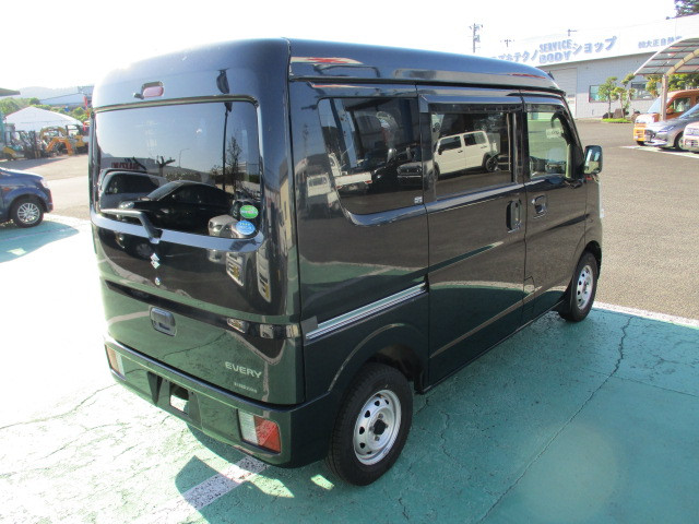 スズキ エブリイ HBD-DA17V(4WD)の写真6