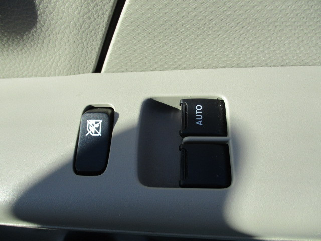 スズキ エブリイ HBD-DA17V(4WD)の写真25