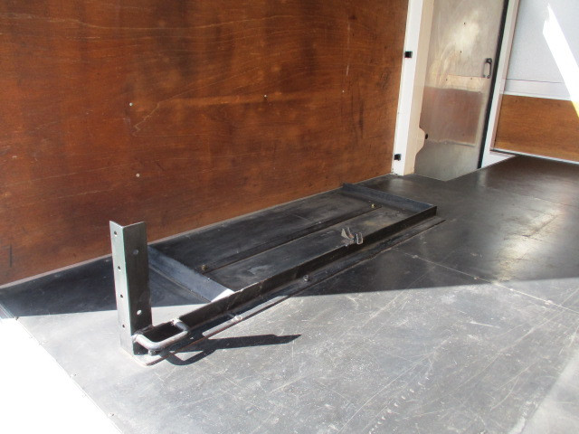 三菱 キャンターガッツ KC-FB511B(2WD)の写真9