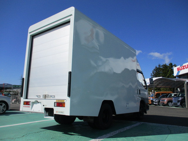 三菱 キャンターガッツ KC-FB511B(2WD)の写真20