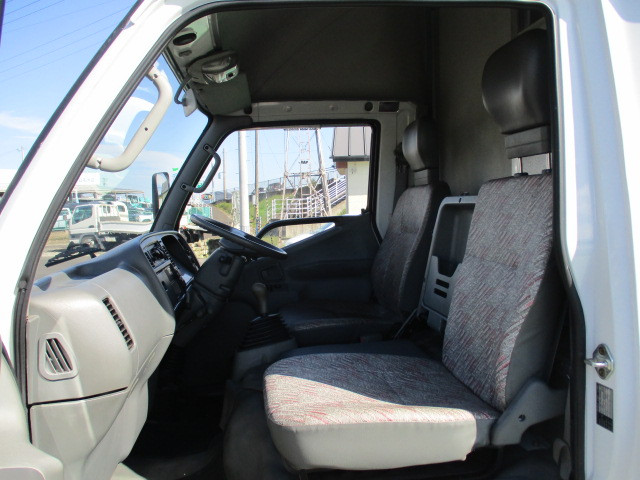 三菱 キャンターガッツ KC-FB511B(2WD)の写真22