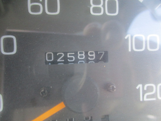 三菱 キャンターガッツ KC-FB511B(2WD)の写真30