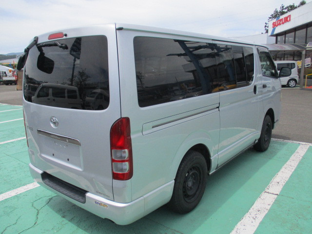 トヨタ ハイエースバン ADF-KDH206V(4WD)｜中古トラックなら【トラック市】