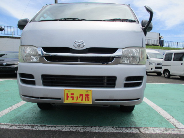 トヨタ ハイエースバン ADF-KDH206V(4WD)｜中古トラックなら【トラック市】