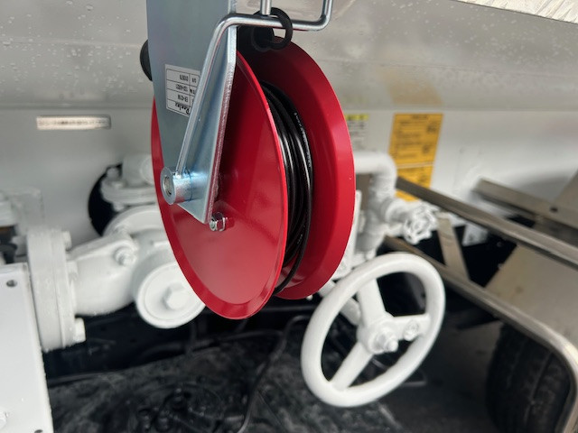 三菱 キャンター TKG-FGA50(4WD)の写真13