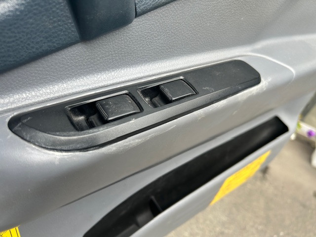 三菱 キャンター TKG-FGA50(4WD)の写真32