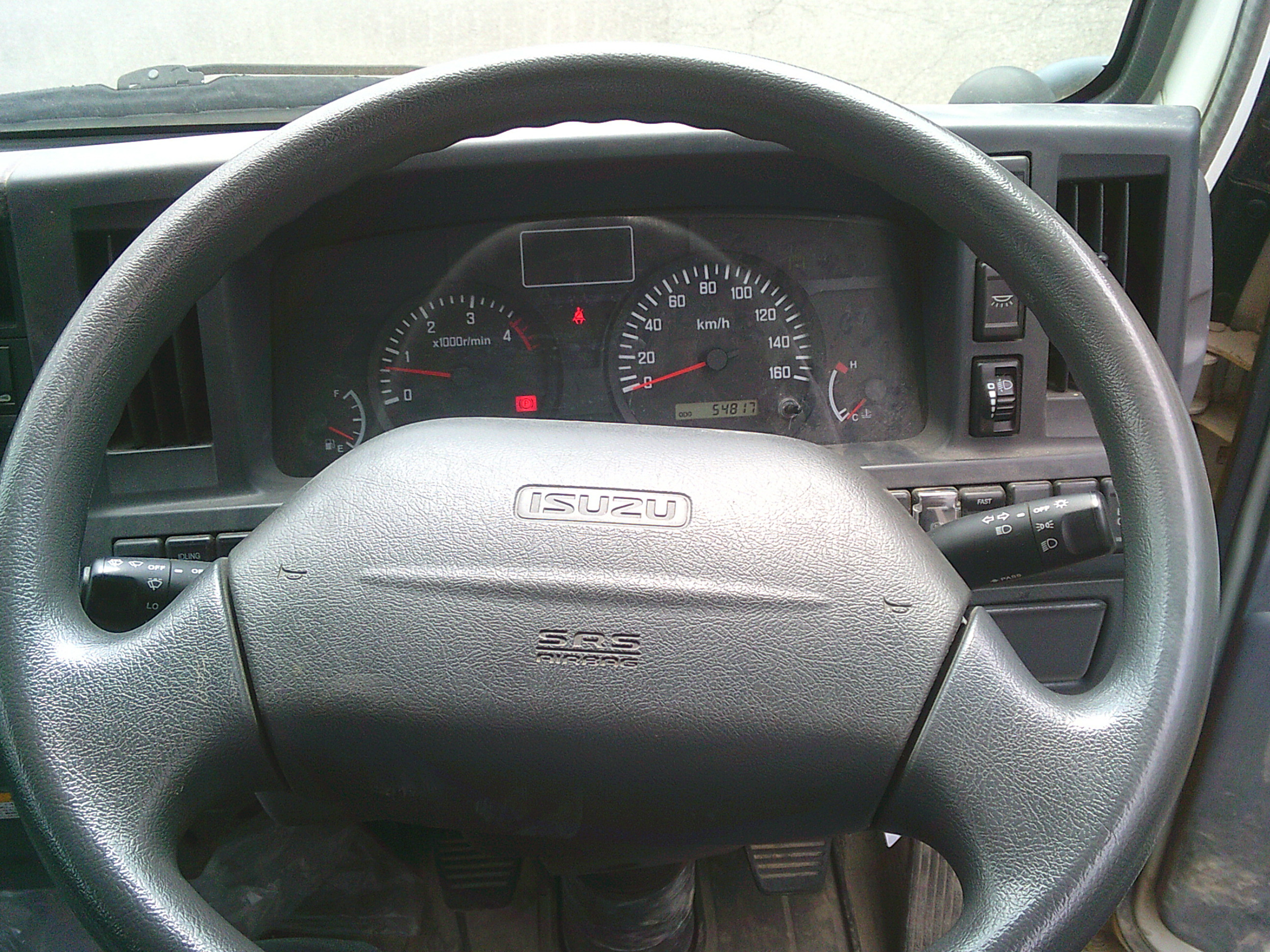 いすゞ エルフ BDG-NKS85AN(4WD)の写真23