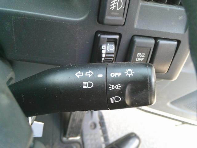 いすゞ エルフ TDG-NMS85AN(4WD)の写真18