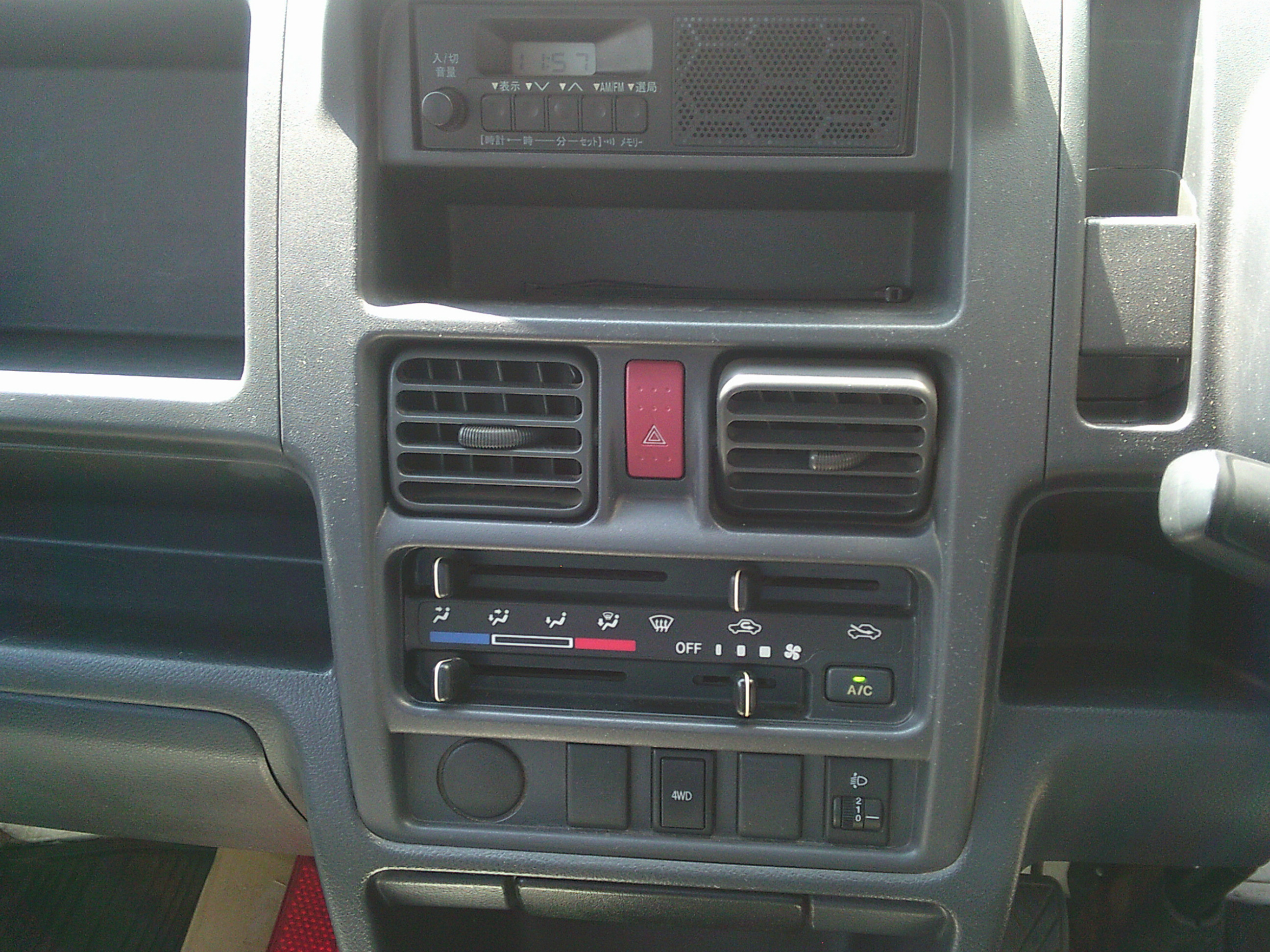 スズキ キャリイ EBD-DA16T(4WD)の写真30