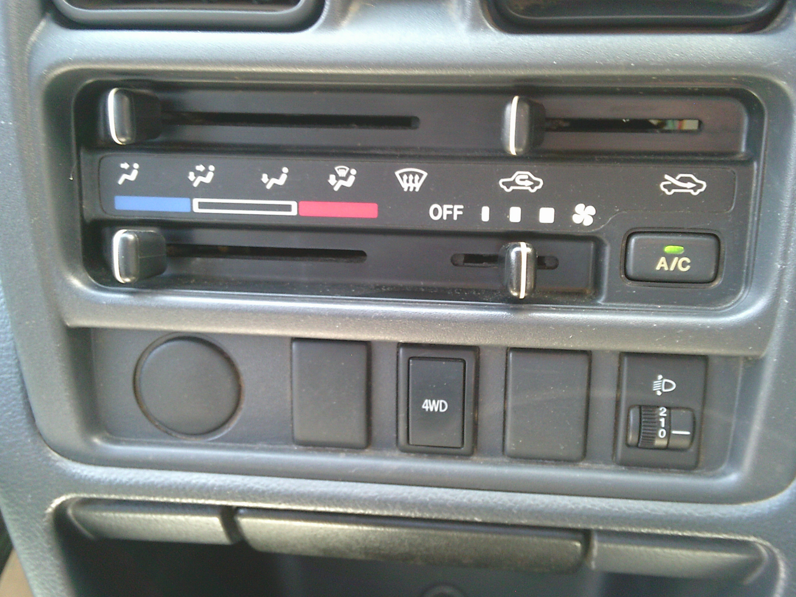 スズキ キャリイ EBD-DA16T(4WD)の写真32