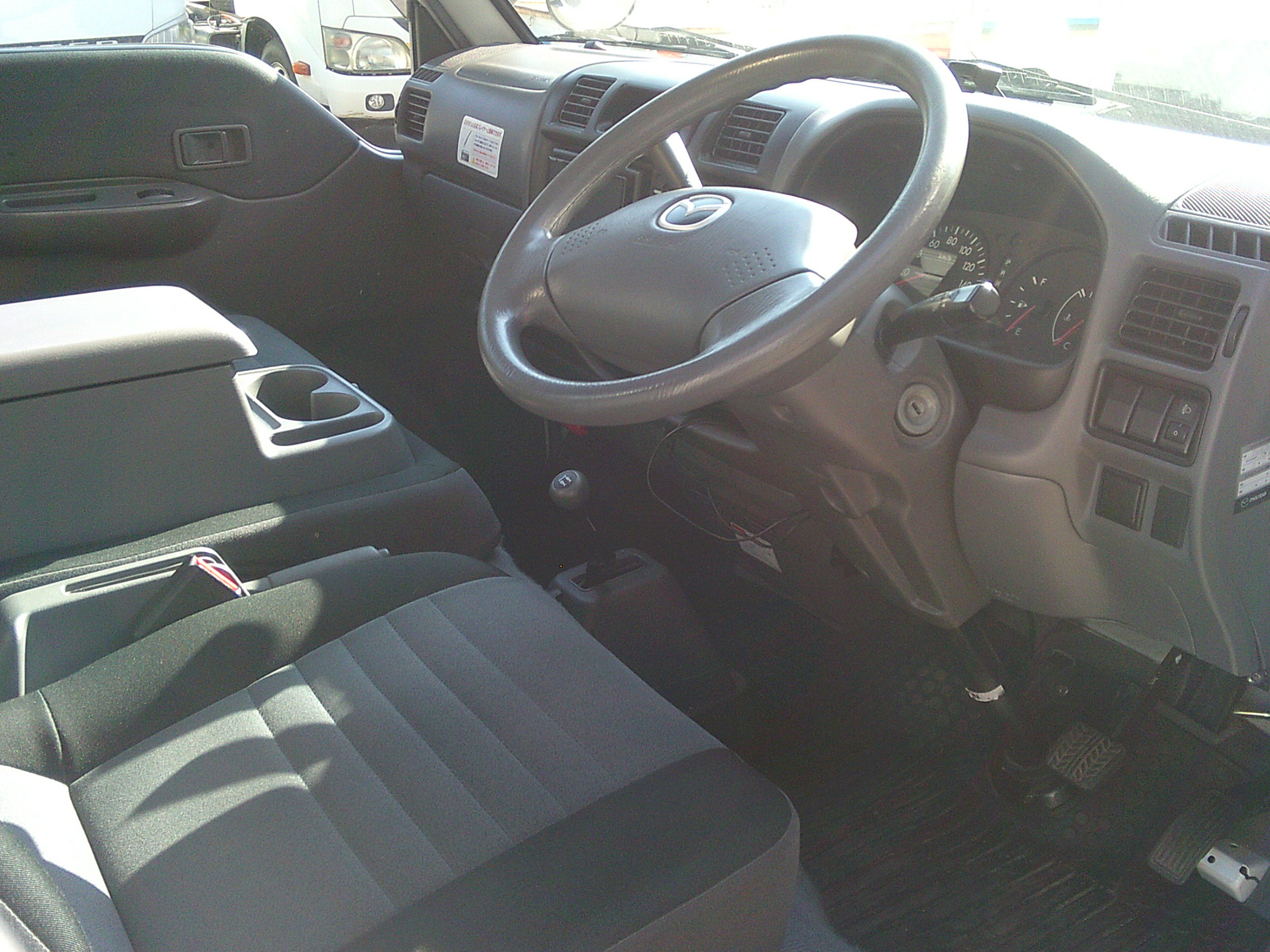 マツダ ボンゴトラック DBF-SLP2L(4WD)の写真22