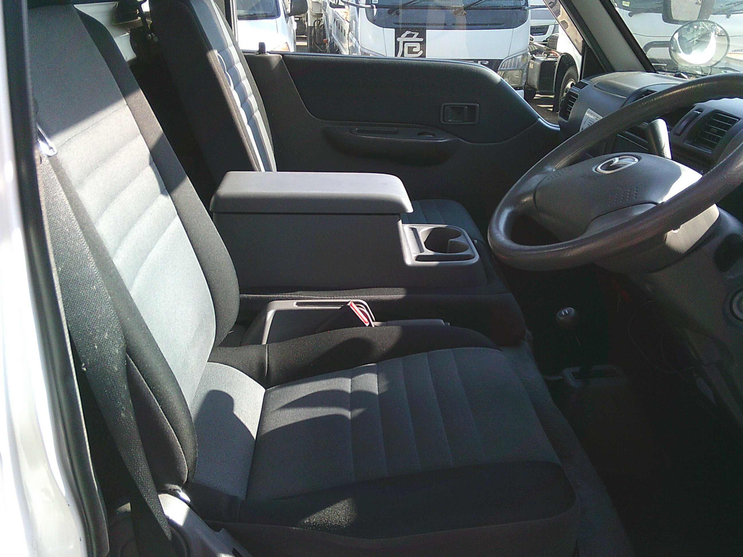 マツダ ボンゴトラック DBF-SLP2L(4WD)の写真23