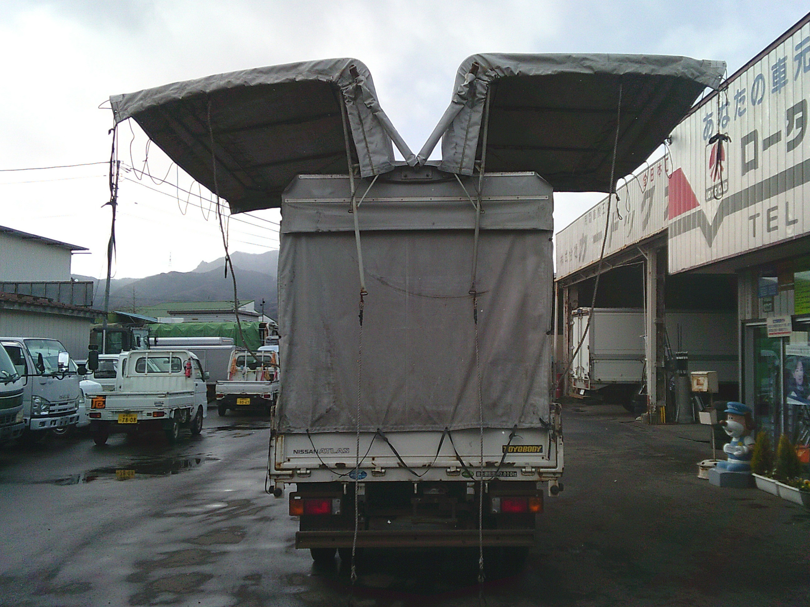 日産 アトラス TKG-SZ5F24(4WD)の写真5