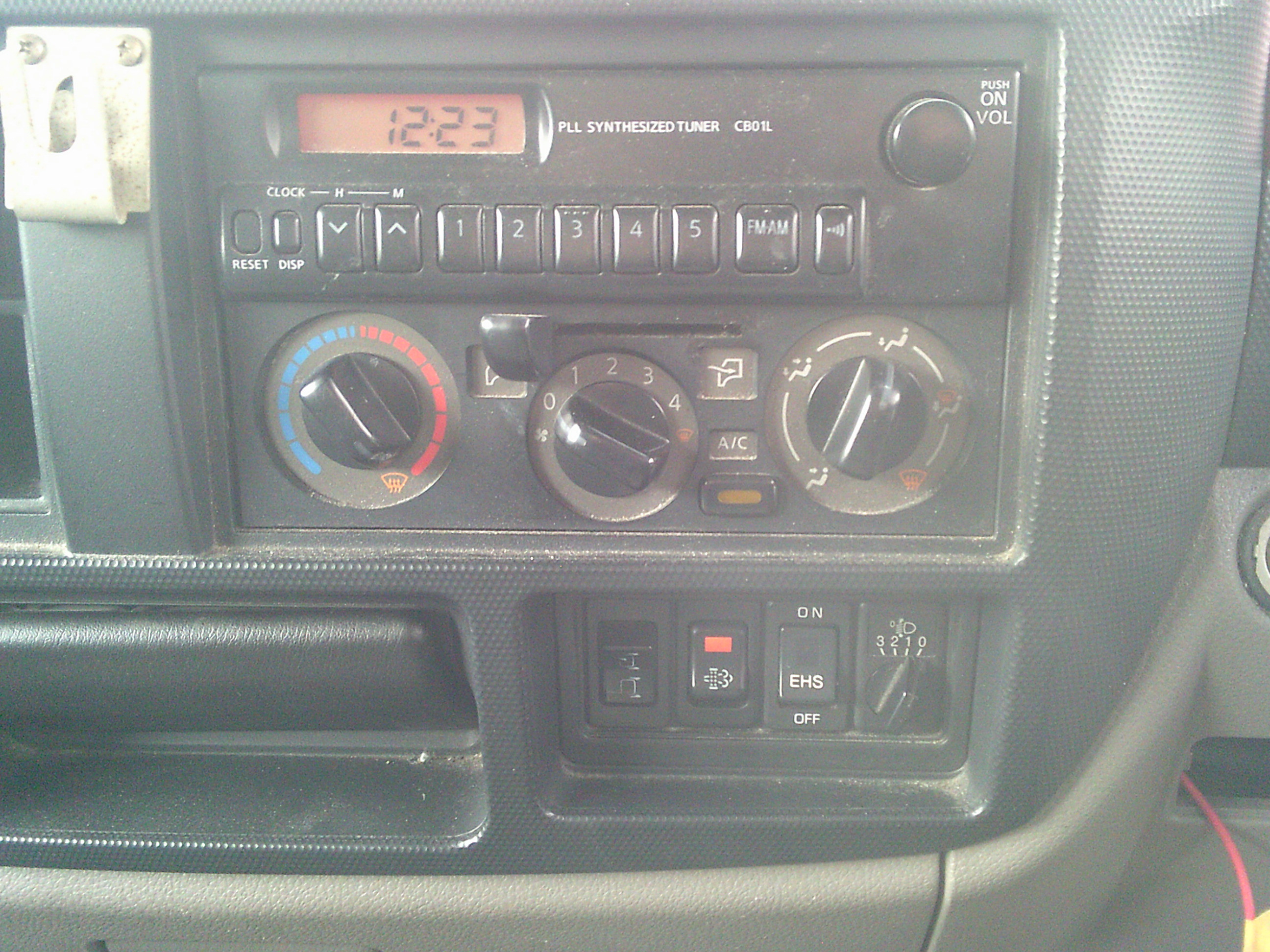 日産 アトラス TKG-SZ5F24(4WD)の写真27