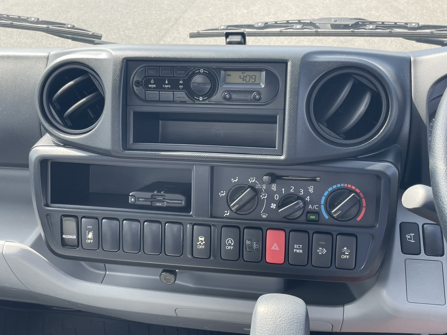 トヨタ ダイナ TPG-XZU645(2WD)の写真29