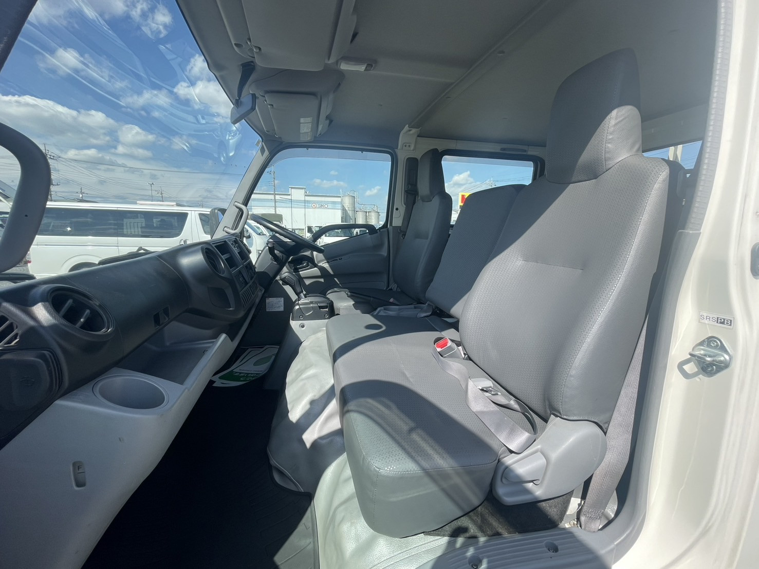 日野 デュトロ TPG-XZU710M(2WD)の写真17