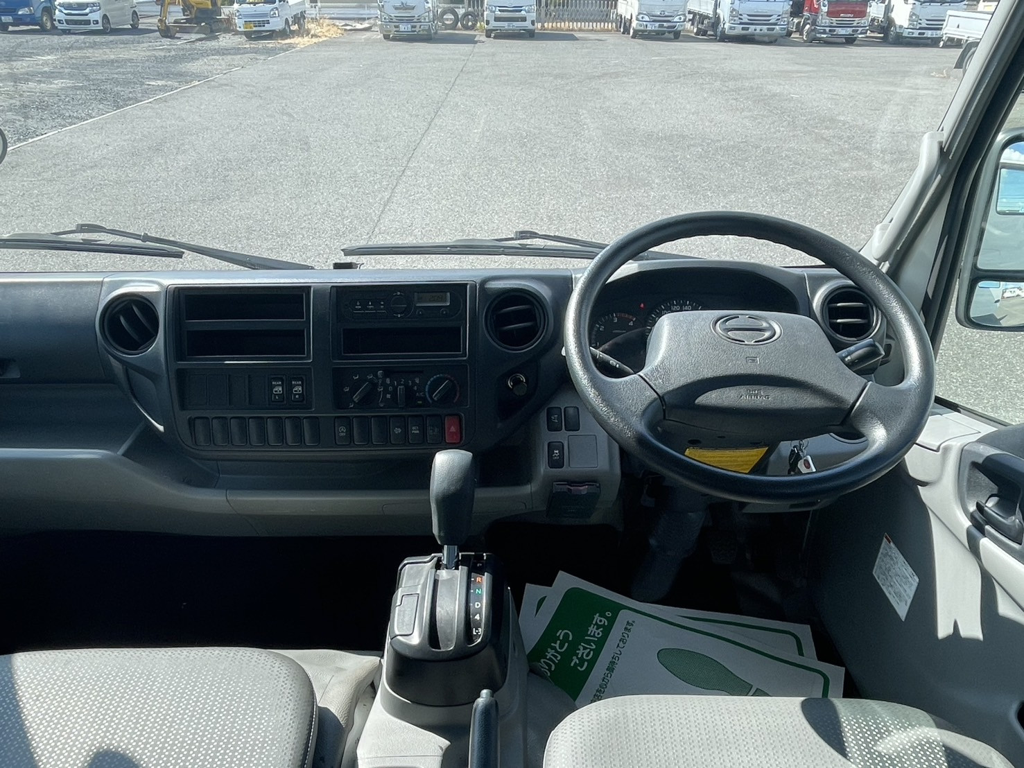 日野 デュトロ TPG-XZU710M(2WD)の写真24