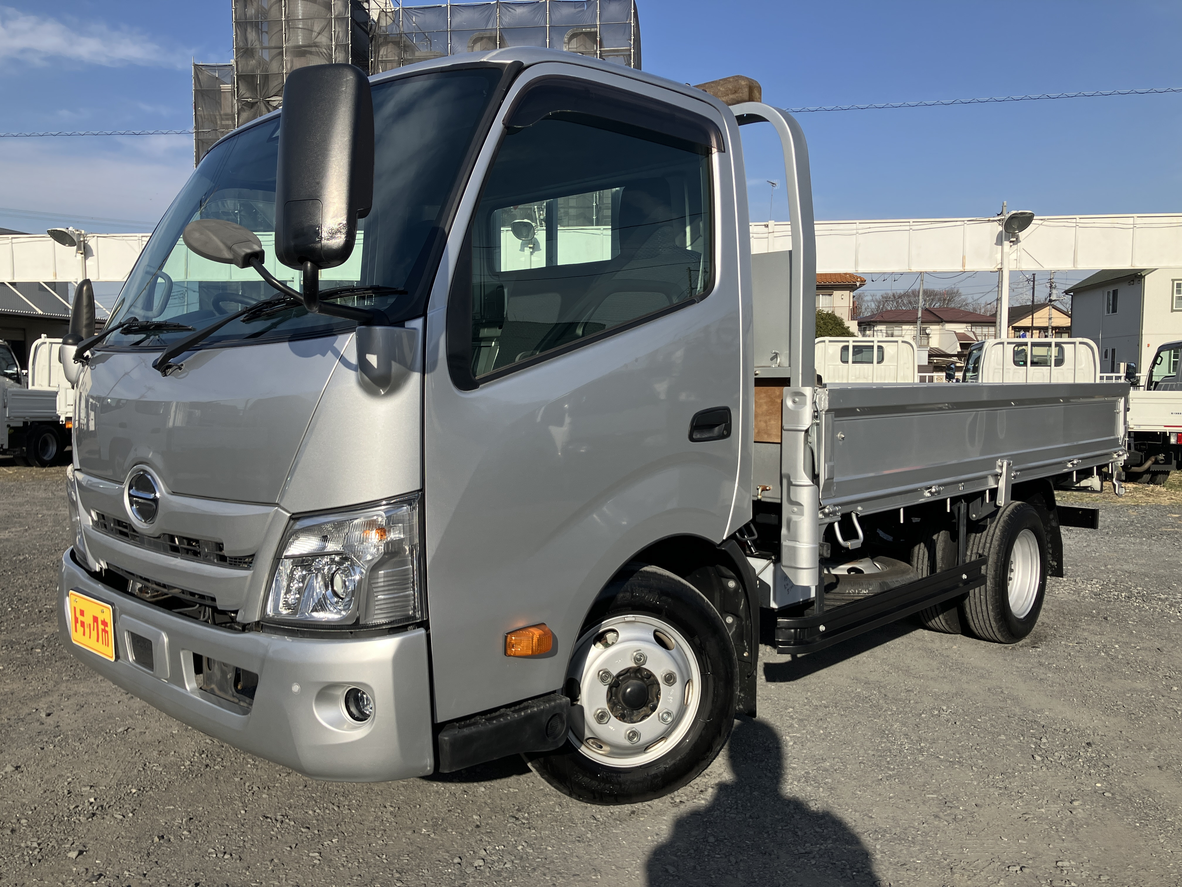 日野　2t車　デュトロ　バイザー　40万円！ 楽天市場】日野2t エアループデュトロ 標準巾 標準ルーフ フロント