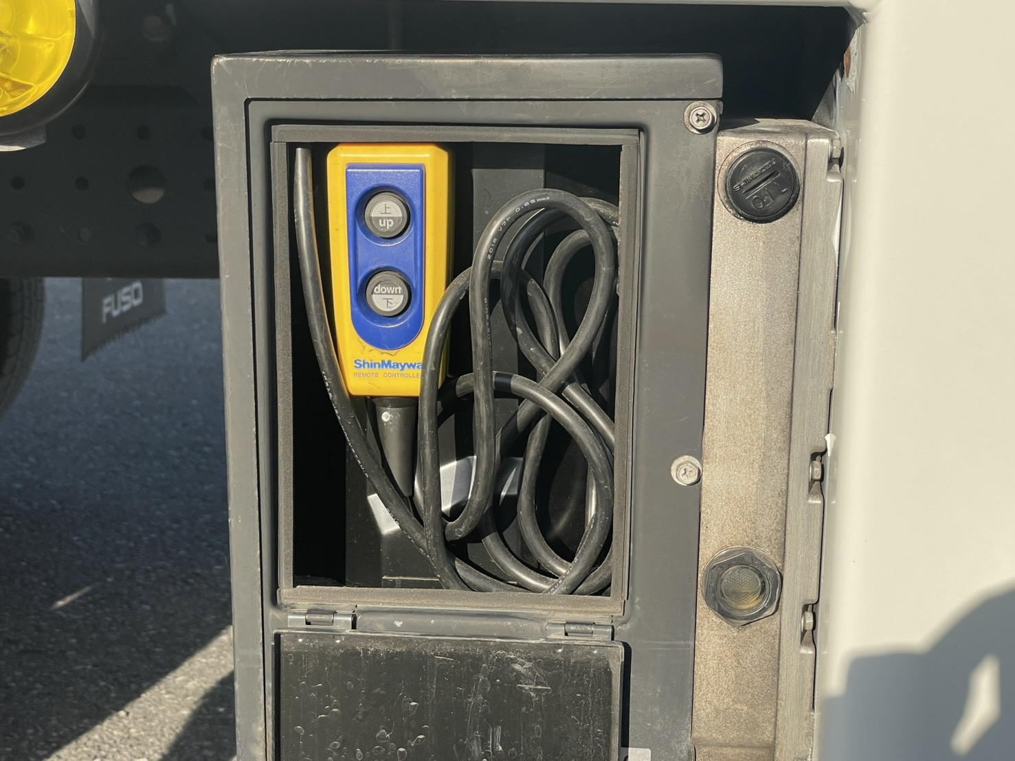 三菱 キャンター TPG-FEB50(2WD)の写真12