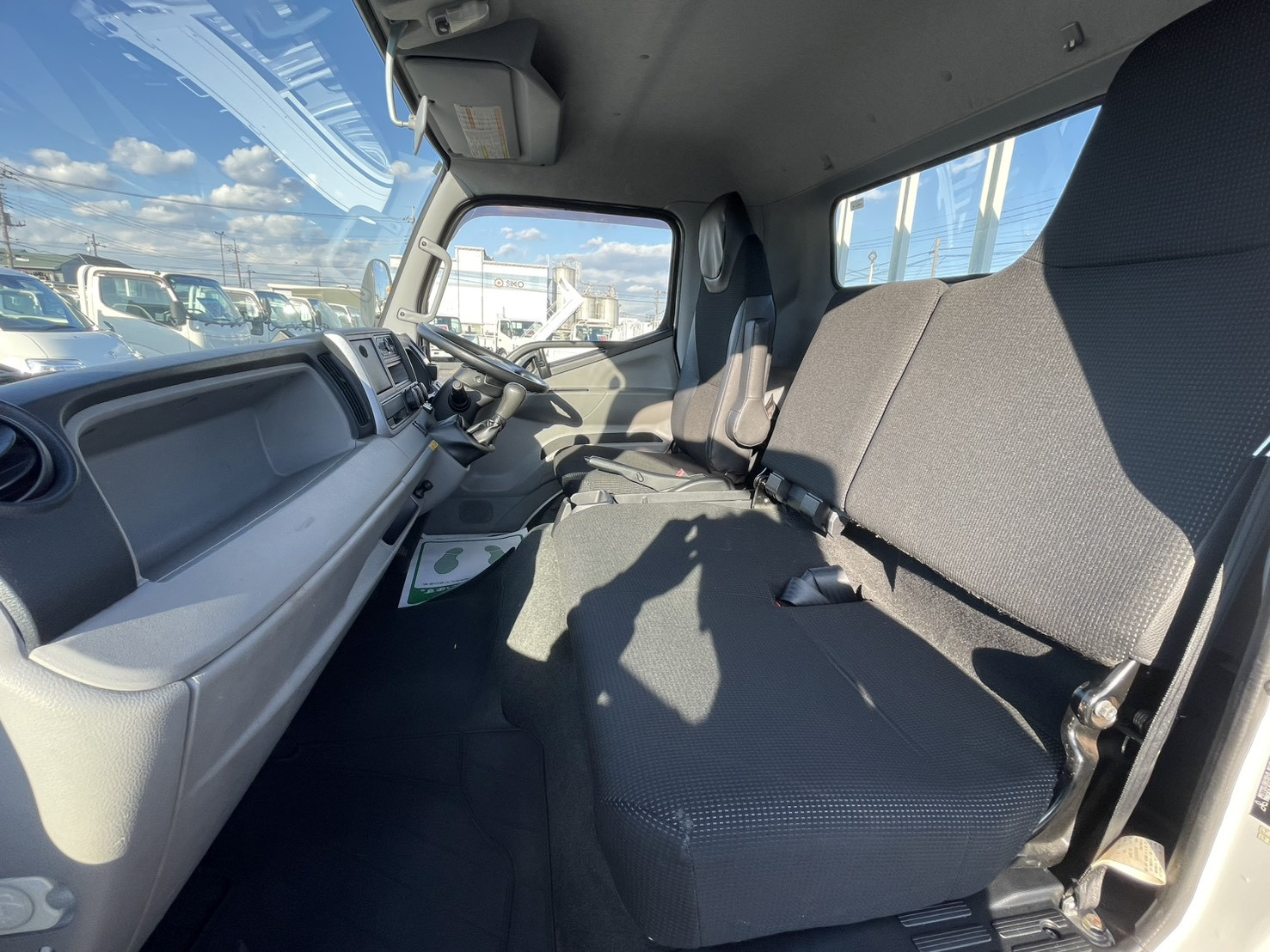 三菱 キャンター TPG-FEB50(2WD)の写真21