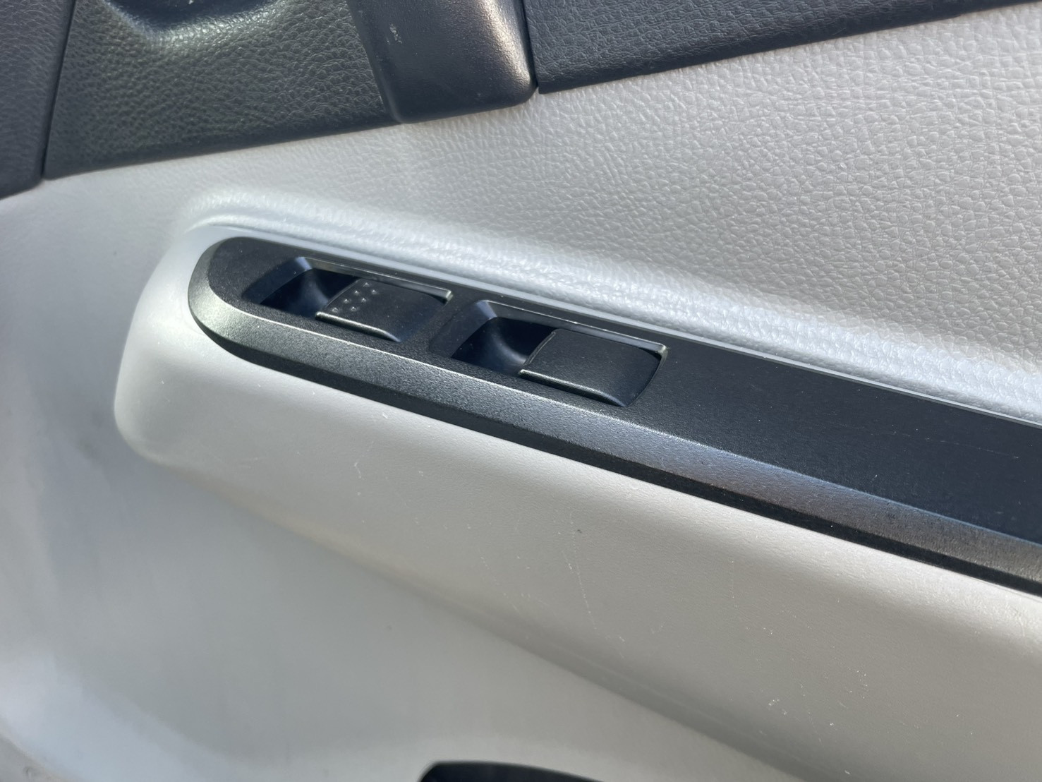 三菱 キャンター TPG-FEB50(2WD)の写真23