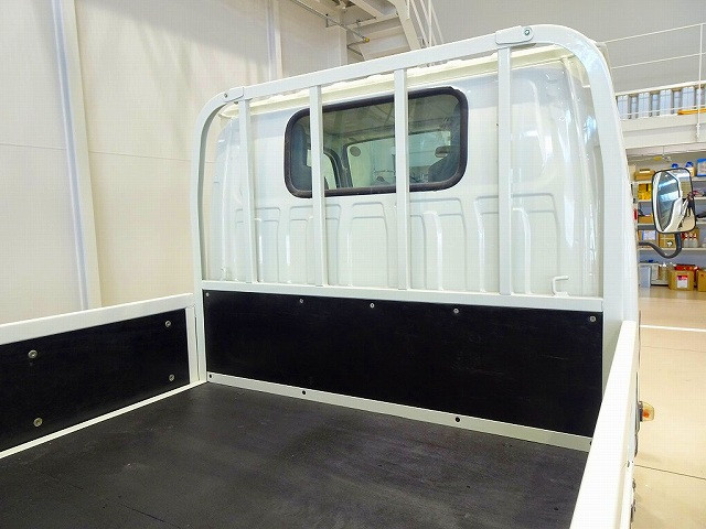 いすゞ エルフ TPG-NJR85A(2WD)の写真21