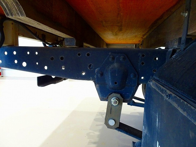 いすゞ エルフ TPG-NJR85A(2WD)の写真30