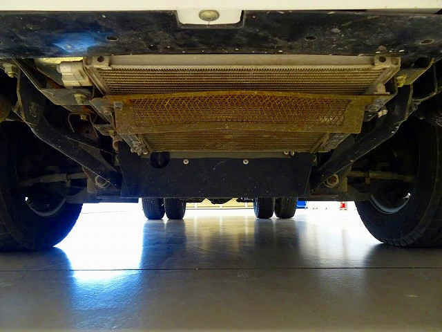 いすゞ エルフ TPG-NJR85A(2WD)の写真32