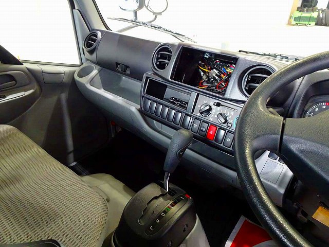 AC　PS　PW　SRS　ABS　キーレス　ETC　ドライブレコーダー　フォグランプ|トヨタ ダイナ LDF-KDY281(4WD)の写真9