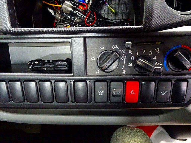 トヨタ ダイナ LDF-KDY281(4WD)の写真11