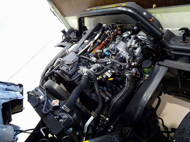 エンジンルーム|トヨタ ダイナ LDF-KDY281(4WD)の写真32