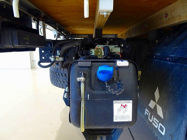 三菱 キャンター 2TG-FDA00(4WD)の写真32