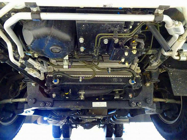 三菱 キャンター 2TG-FDA00(4WD)の写真34