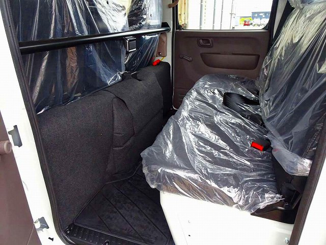 Wキャブ 6人乗り PW(フロントのみ) リアヒーター付|三菱 キャンター 2RG-FBA20(2WD)の写真23