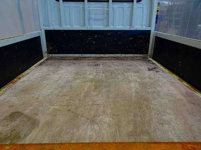 荷台内寸：209×162×38　三方開　鳥居作業灯1個　リアアオリチェーン2個|いすゞ エルフ TRG-NHS85A(4WD)の写真22