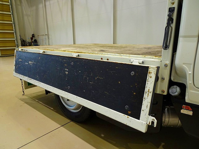 荷台内寸：209×162×38　三方開　鳥居作業灯1個　リアアオリチェーン2個|いすゞ エルフ TRG-NHS85A(4WD)の写真27