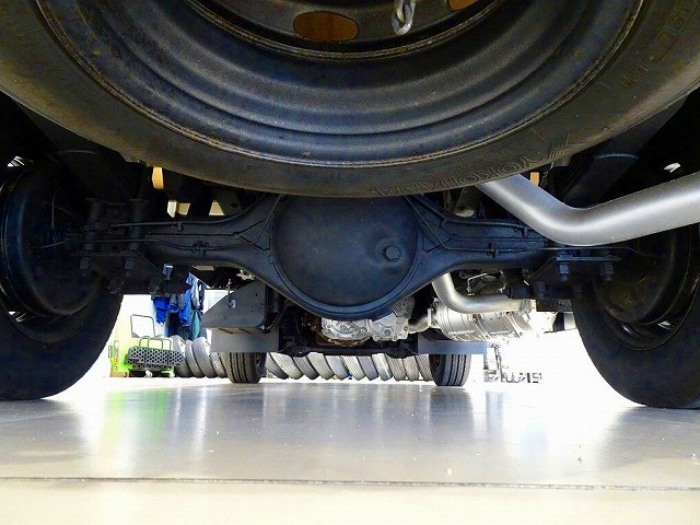 いすゞ エルフ TRG-NHS85A(4WD)の写真44