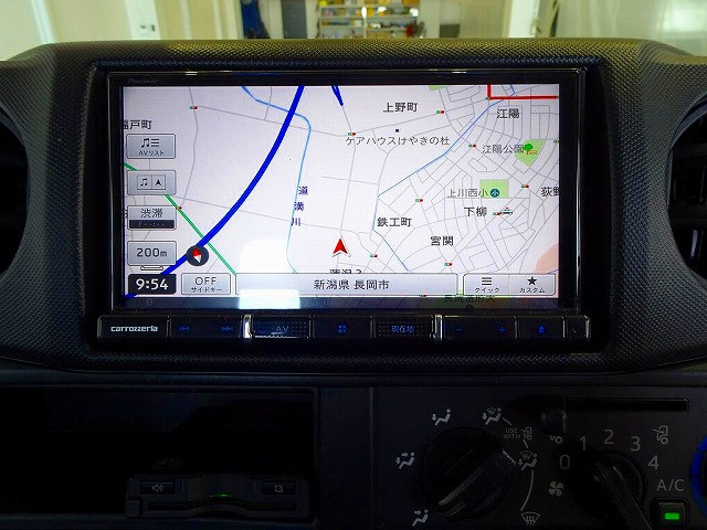 社外メモリーナビ/バックカメラ連動/フルセグTV/DVD(AVIC-RZ910)|日野 デュトロ 2RG-XZU645M(2WD)の写真13